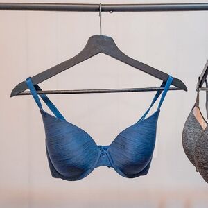LIKE NEW VS Blue Lifted Lined Demi Bra Victoria Secret